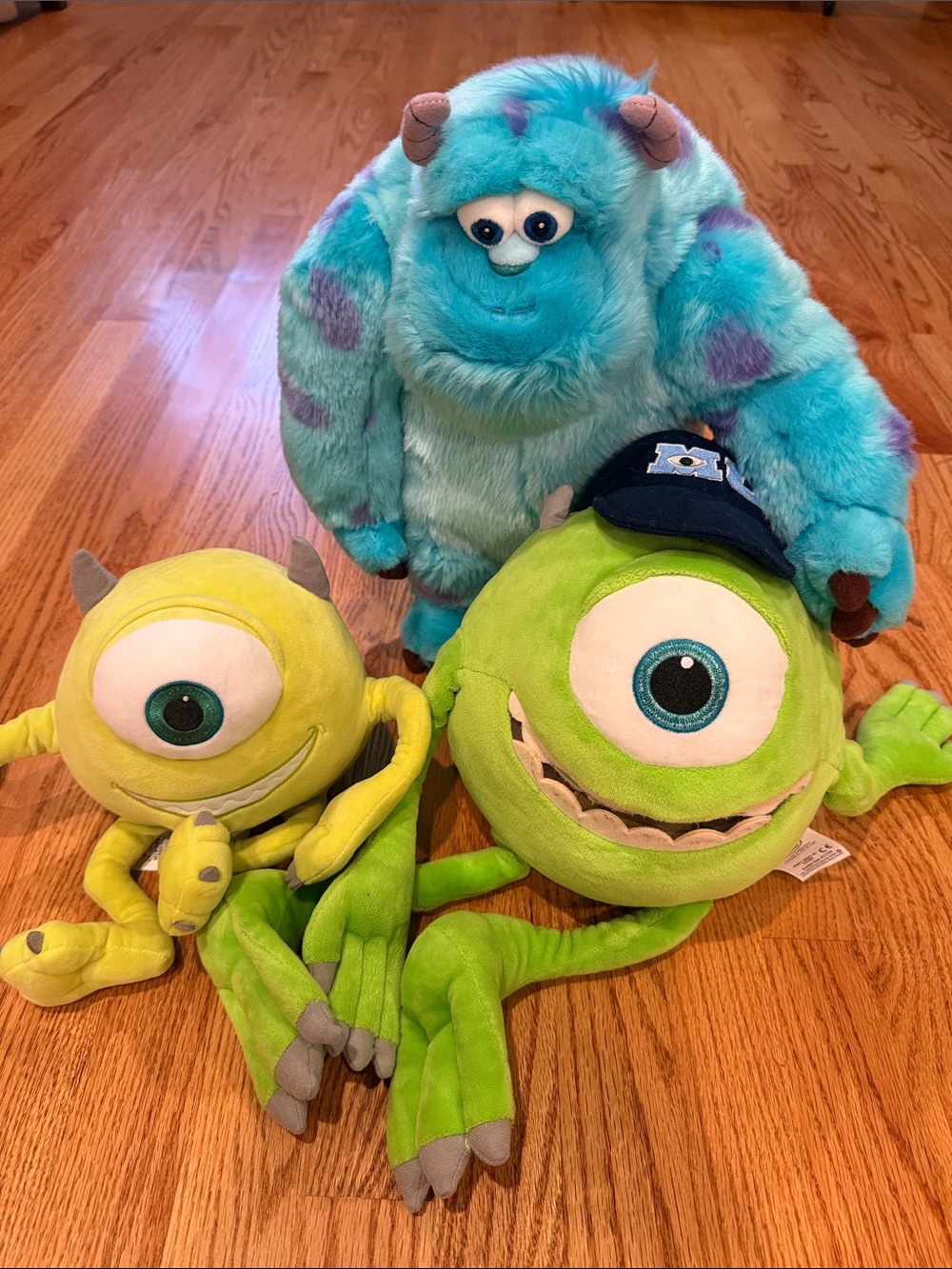 Monsters University 🏫 Mike Wazowski & James P. 'Sulley' Plushies